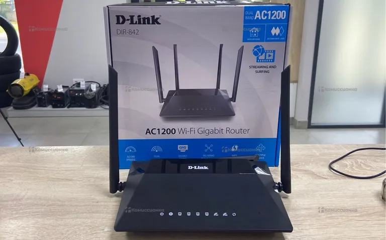 Роутер D-link dir-842