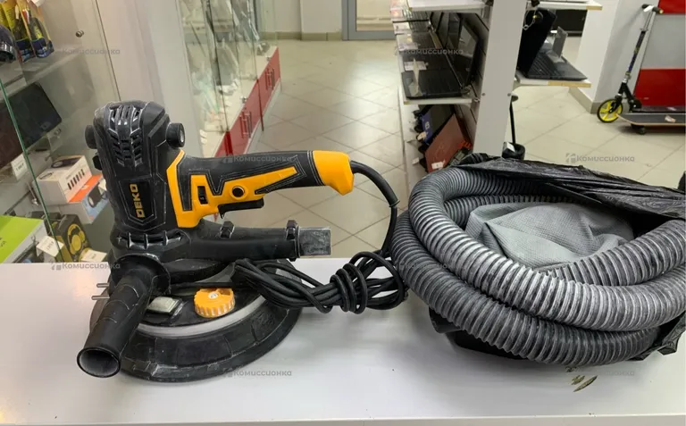 Эксцентриковая шлифмашина DEKO DKG900