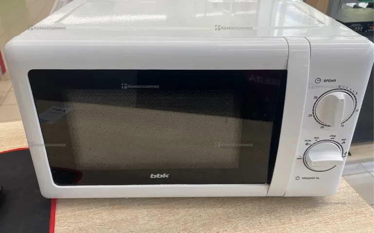 Микроволновая печь  Bbk 20mws