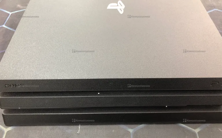 Приставка PS4. Pro 1tb