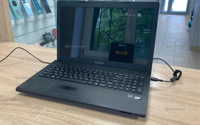 Ноутбук  Lenovo