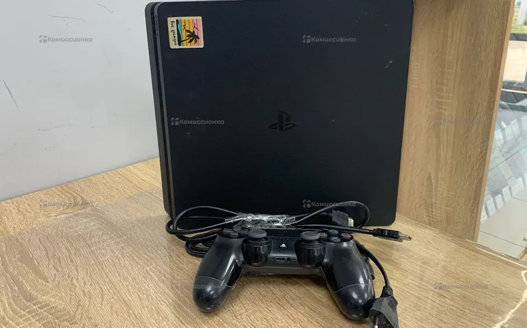 Приставка PS4. slim 500 Gb
