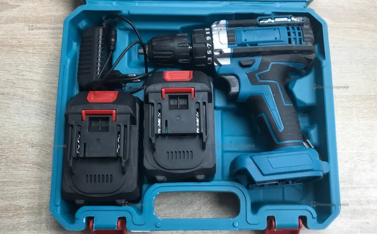 Дрель-шуруповёрт Makita 550DWE реплика