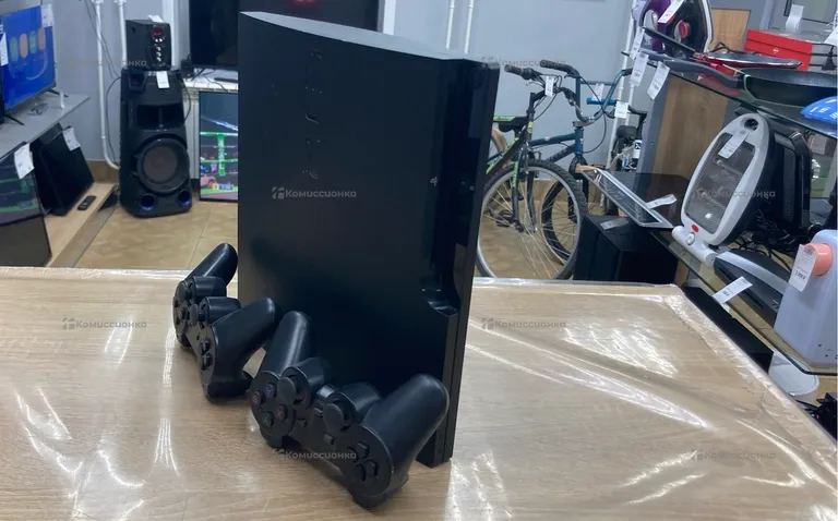 Приставка PS3. Super Slim