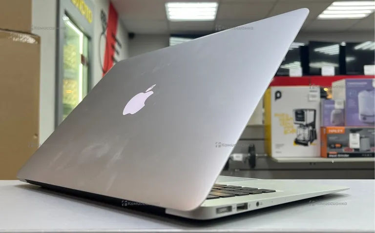 Ноутбук  MacBook Air 13 2017