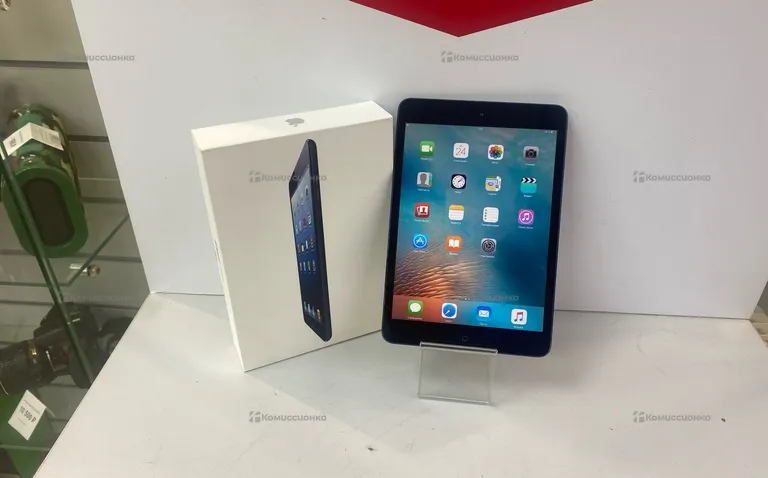 Планшет Apple iPad mini wifi 16GB