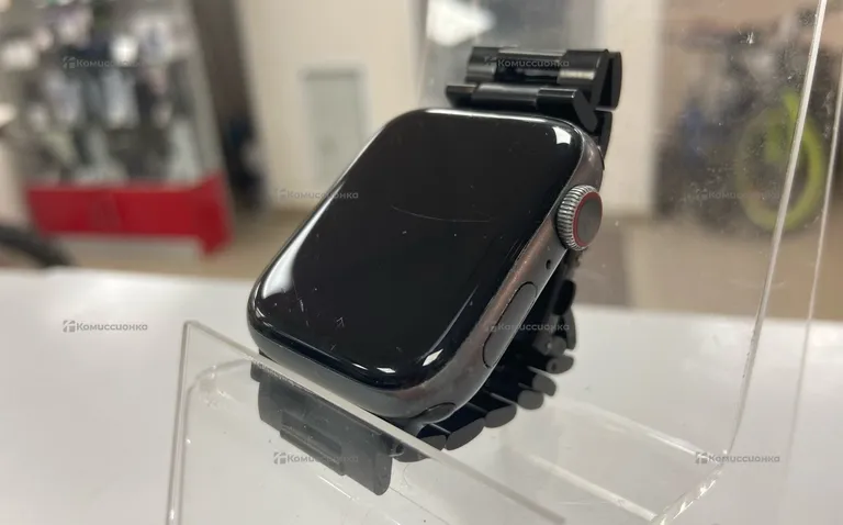 Часы Apple Watch Series 4 44mm