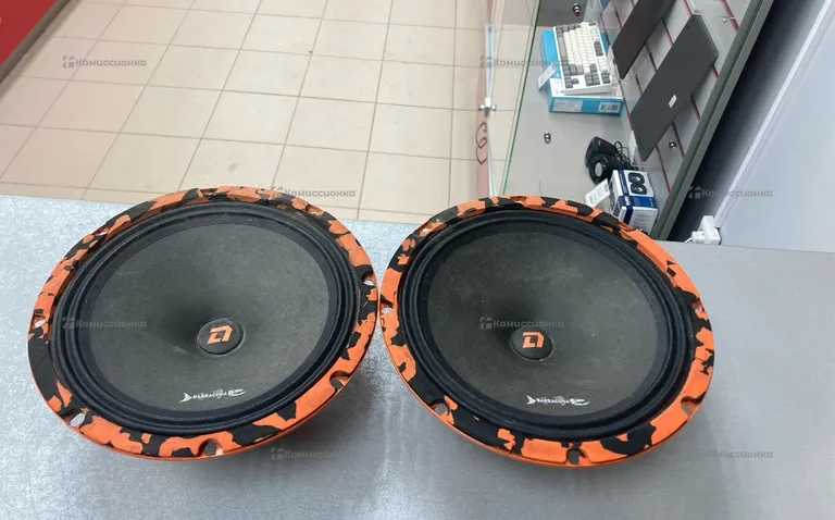 Динамики DL Baracuda 200