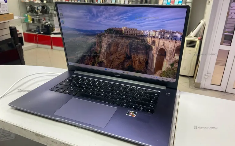 Ноутбук Huawei Ryzen 5 3500U