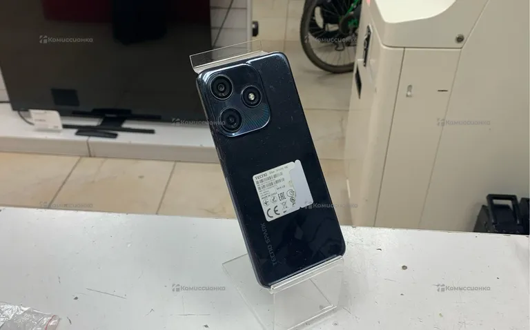 Tecno spark 10c 64Gb