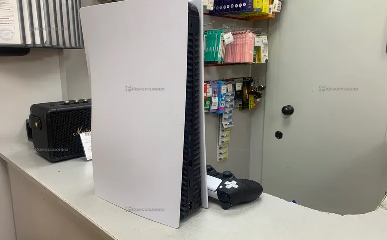 Приставка PlayStation 5 с дисководом