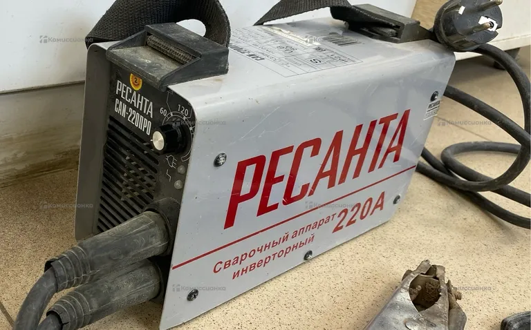 Сварочный аппарат РЕСАНТА САИ-220 ПРО