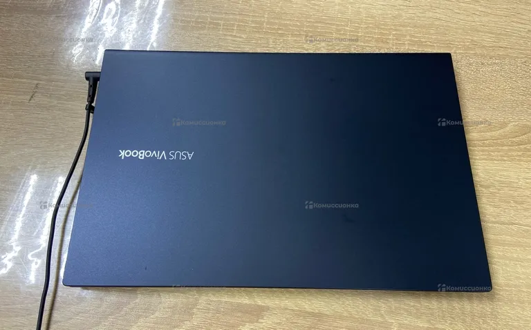 Ноутбук  ASUs VivoBook 14