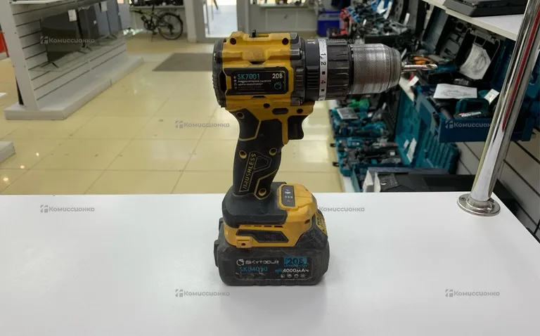 Шуруповёрт Skytools SK7001