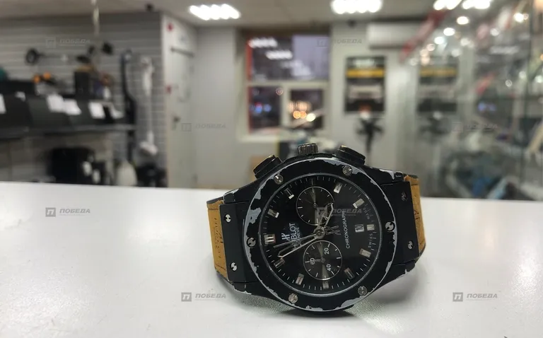 Часы hublot