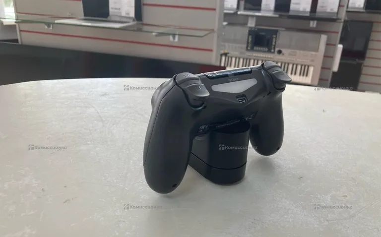 зарядное ps4 c геймпадом