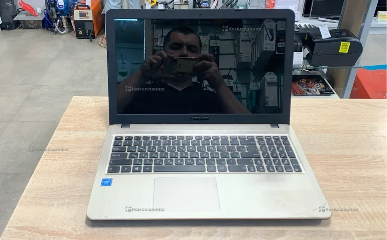 Ноутбук  Asus N3050