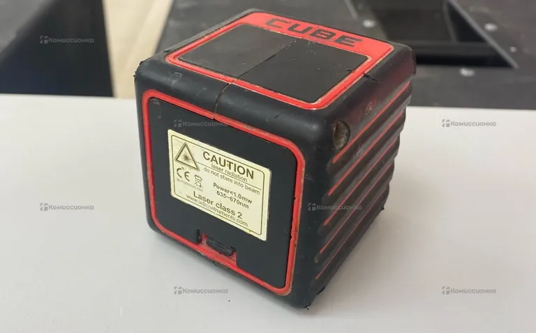 лазерный уровень Cube Laser Class 2