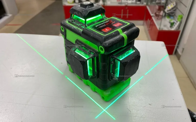 Лазерный уровень PRACMANU 3D Green