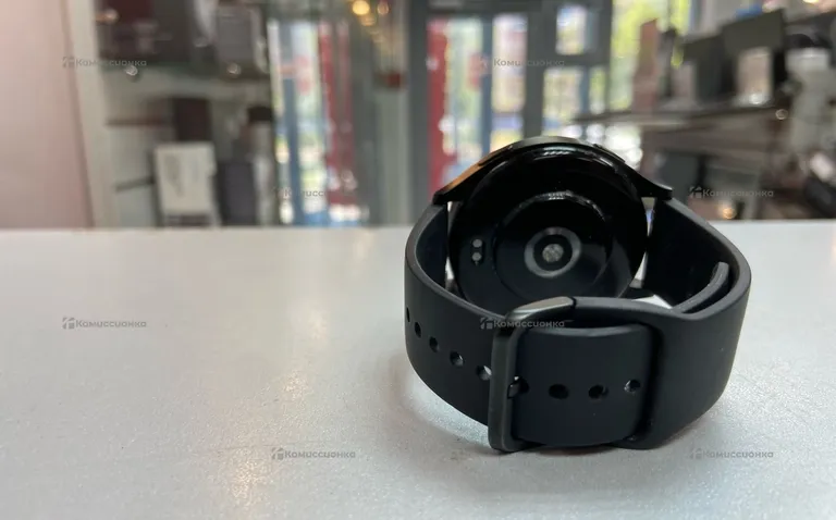 Часы  Xiaomi Watch 2