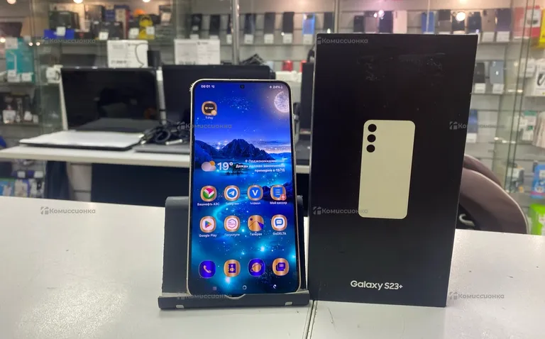 Samsung Galaxy S23+ 8/256 ГБ