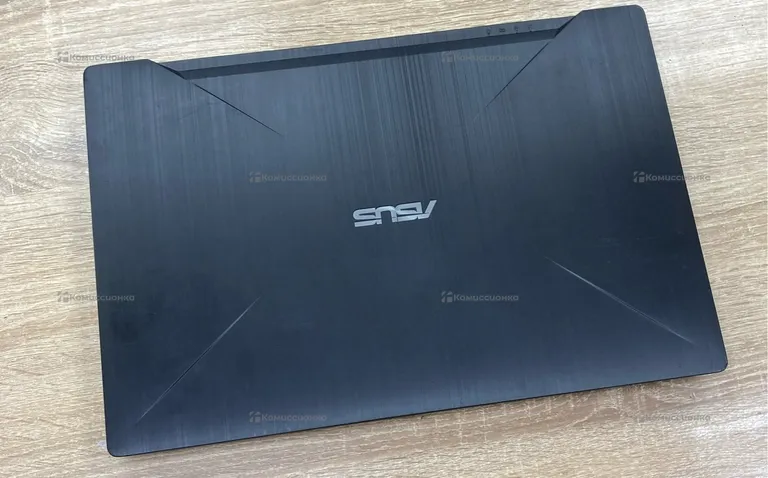 Ноутбук Asus