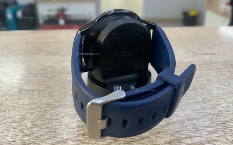 Часы  Samsung Gear S3