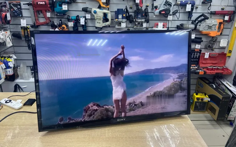 Телевизор Sony KDL 32RD303