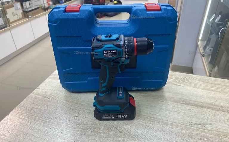 Аккумуляторный шуруповерт бесщеточный Gramis 18V