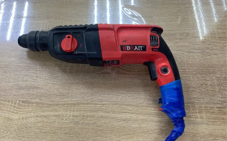Перфоратор Brait BRH26/950.