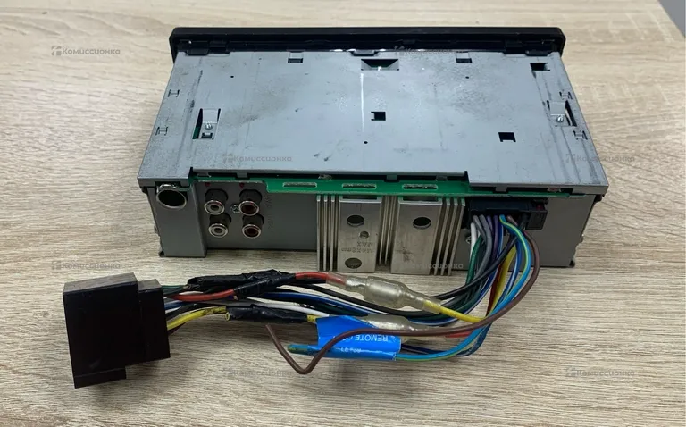 Автомагнитола  kenwood Kmm 124