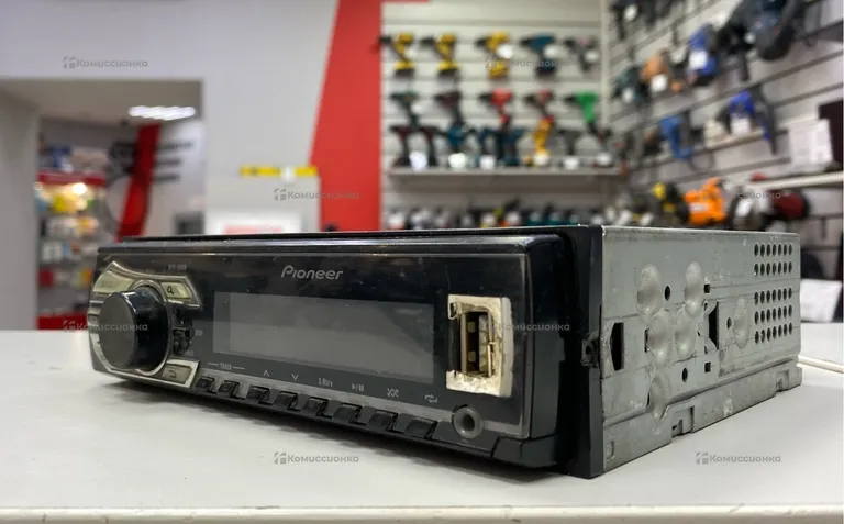Автомагнитола Pioneer MVH-150UB