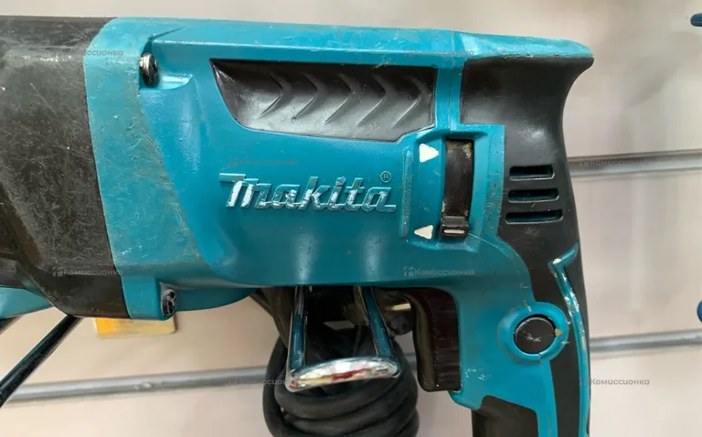 Перфоратор Makita HR 2630