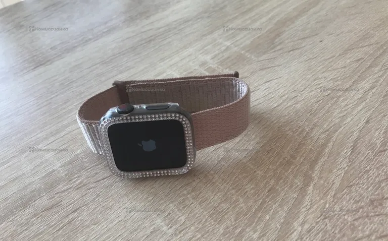 Часы  Apple Watch 5 44mm
