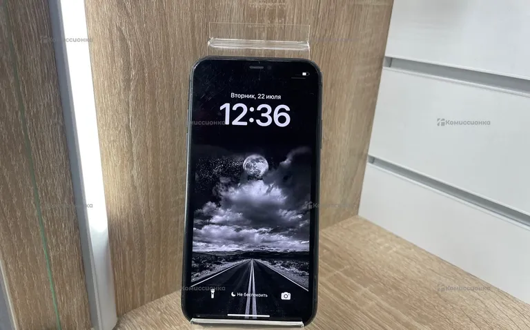 Apple Iphone 11 64 ГБ