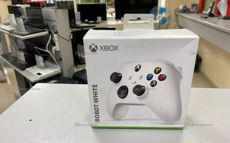 джойстик Xbox series s robot white