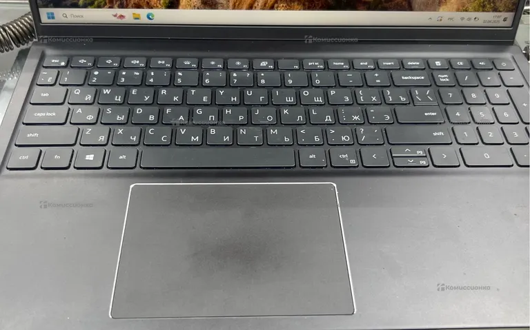 Ноутбук  dell p106f