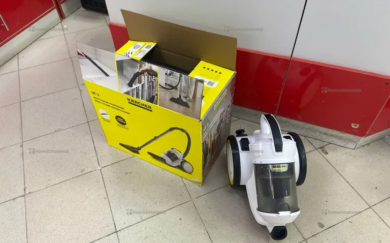 Пылесос KARCHER VC3