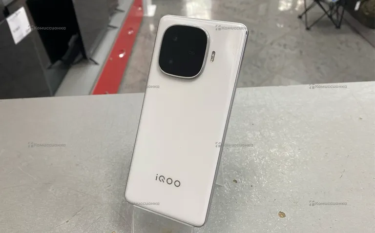 IQOO Z9 Turbo 12/256