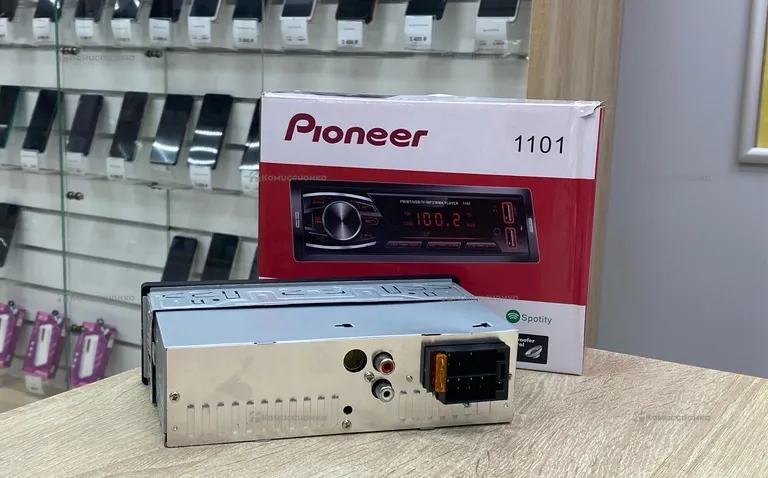 Автомагнитола  Pioneer