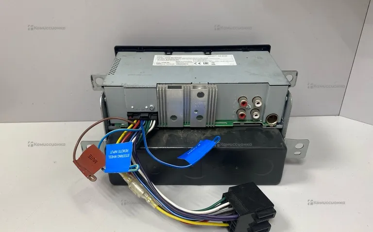 Автомагнитола  KENWOOD KMM-125