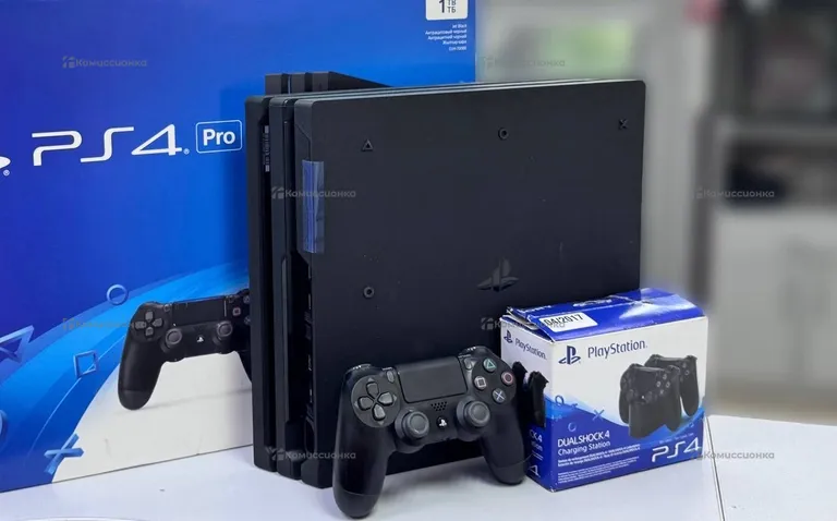 Приставка Play Station 4 pro 1 tb