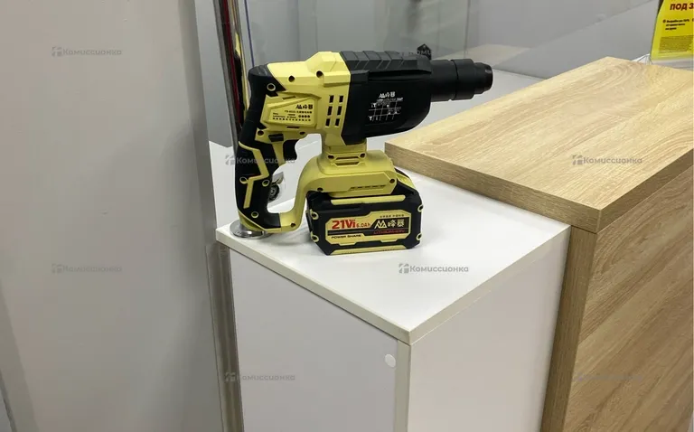 аккумуляторный перфоратор Feng bao FB-8020