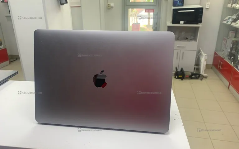 MacBook Pro 13