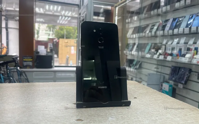 Huawei Mate 20 Lite 4/64 ГБ.
