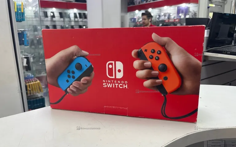Приставка Nintendo Switch 32 ГБ