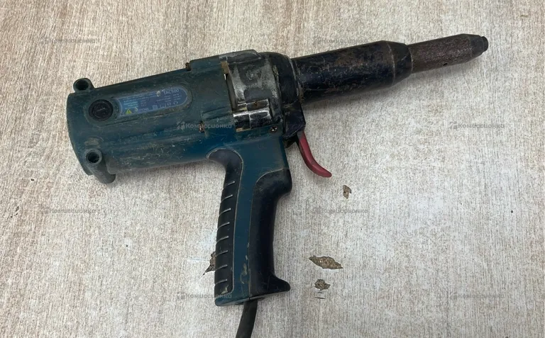 Заклепочник Time-proof TAC500