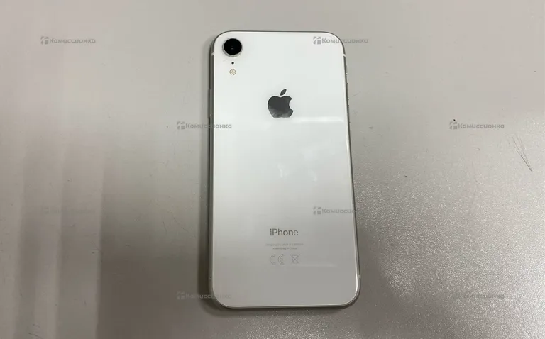 Apple iPhone XR 128 ГБ