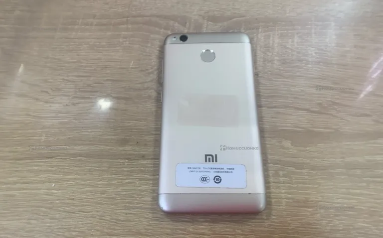 Xiaomi Redmi 4X 2/16 ГБ