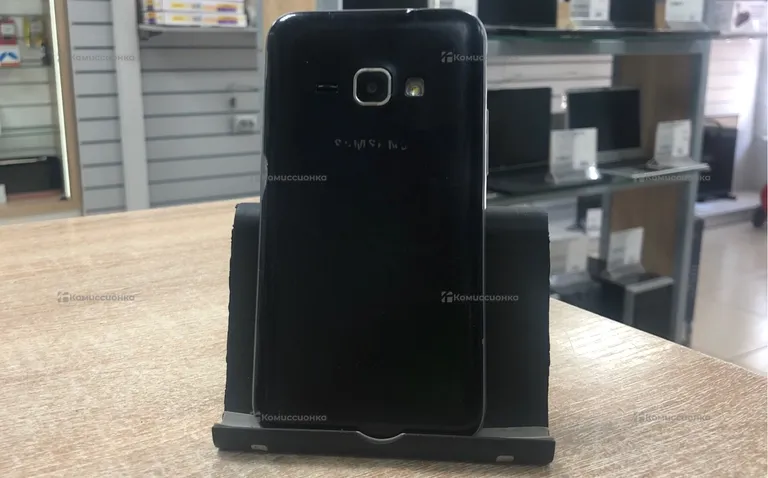 Samsung Galaxy J1 2016